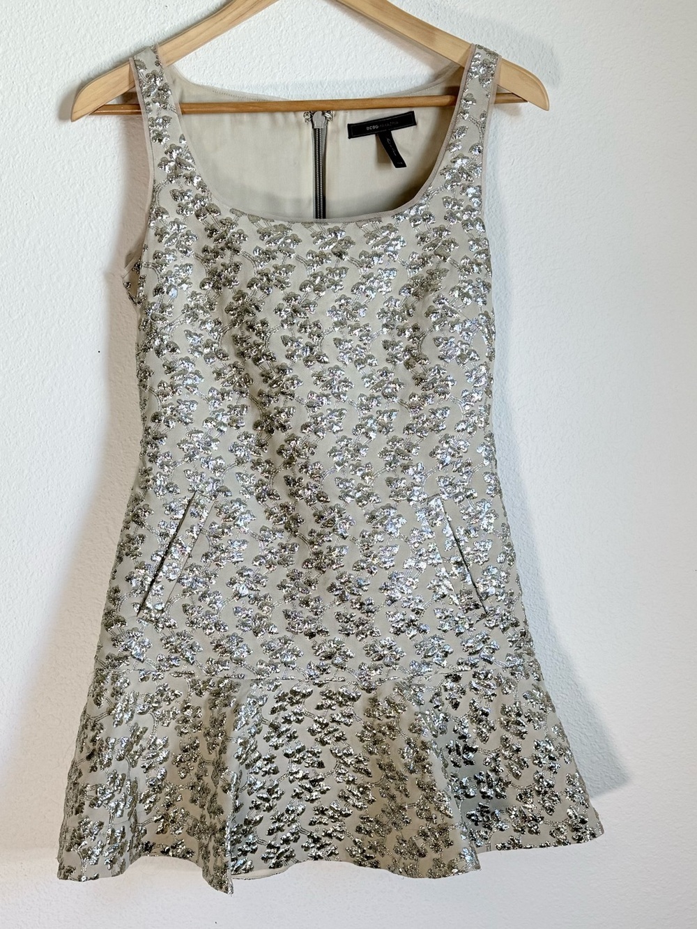 BCBGMAXAZRIA Malaika Mini Dress Gold Glam Party - Picture 6 of 9